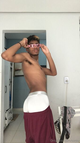 svro7 Голые слитые фото OnlyFans 18