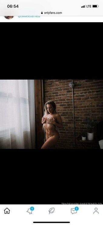 Sweetened Голые слитые фото OnlyFans 8