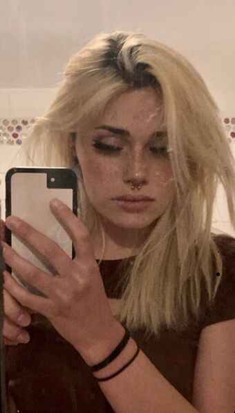 Swoyal Голые слитые фото OnlyFans 6