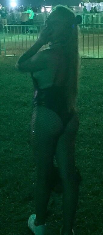 taylien Голые слитые фото OnlyFans 23
