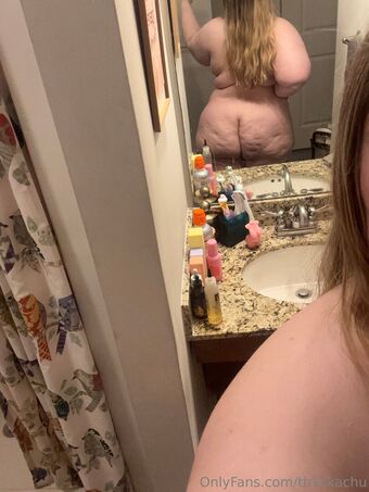 th1ckachu Голые слитые фото OnlyFans 34