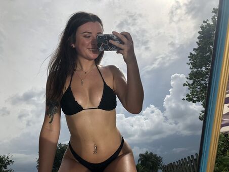 The React Pack Голые слитые фото OnlyFans 66