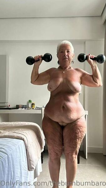 thebumbumbaroness Голые слитые фото OnlyFans 32