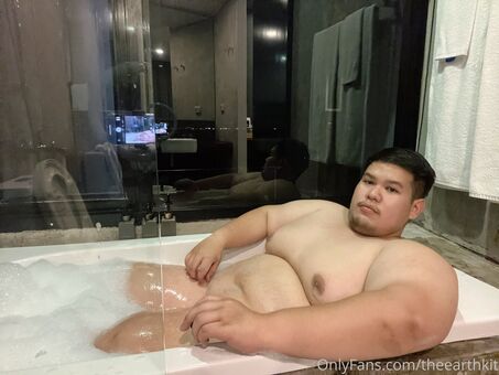 theearthkit Голые слитые фото OnlyFans 16