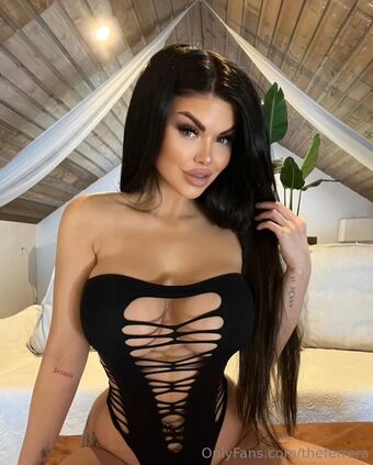 Theferrera Голые слитые фото OnlyFans 53