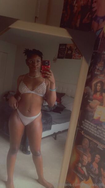 thegiascott Голые слитые фото OnlyFans 7