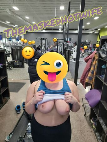 themaskedhotwife