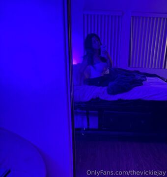 thevickiejay