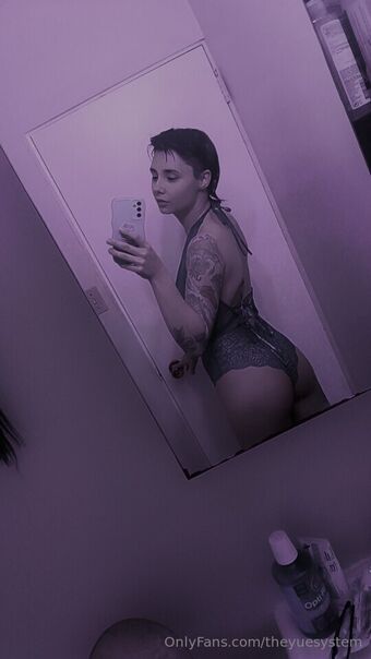 theyuesystem Голые слитые фото OnlyFans 19