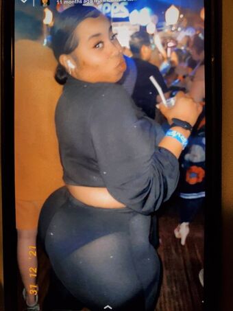ThickRed Голые слитые фото OnlyFans 28