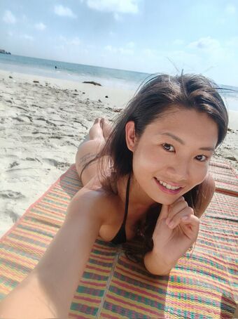 Thisishellmel Голые слитые фото OnlyFans 2