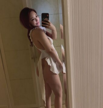 thisisshl Голые слитые фото OnlyFans 1