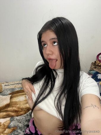 tinyavaxo Голые слитые фото OnlyFans 3