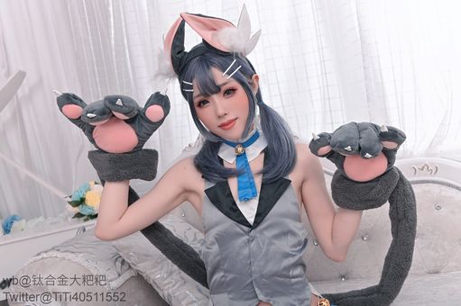 TiTi cosplay