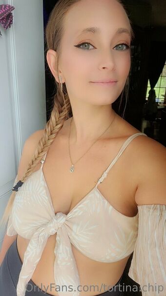titsmetina Голые слитые фото OnlyFans 4