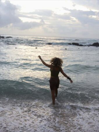 Travelingwithtals Голые слитые фото OnlyFans 38