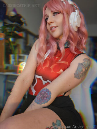 trickynymph Голые слитые фото OnlyFans 90