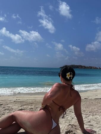 urgymbae Голые слитые фото OnlyFans 30