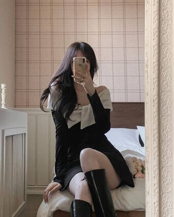 Uzaa Голые слитые фото OnlyFans 44