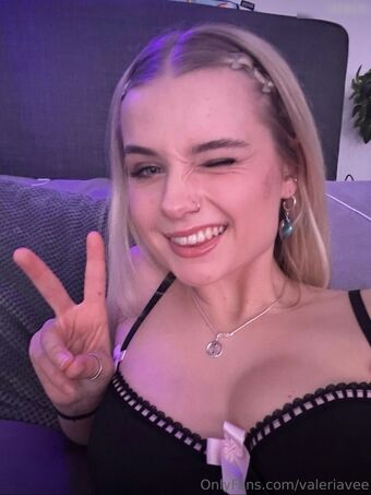 valeriavee