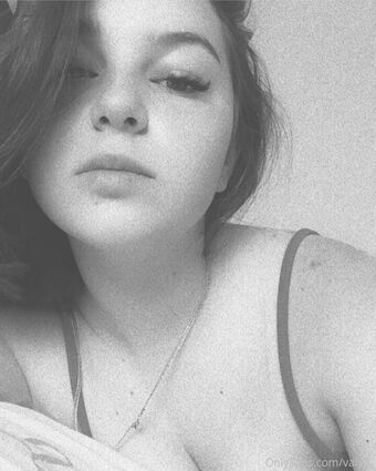 valya_ Голые слитые фото OnlyFans 10