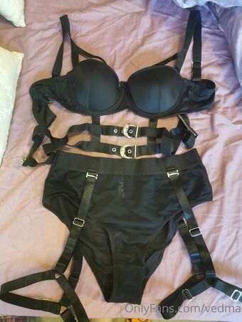 veedma Голые слитые фото OnlyFans 20