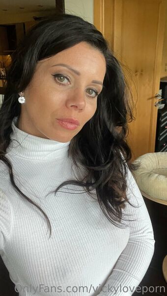 vickyloveporn