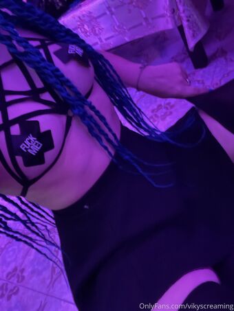 Vikyscreaming Голые слитые фото OnlyFans 12