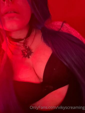 Vikyscreaming Голые слитые фото OnlyFans 17