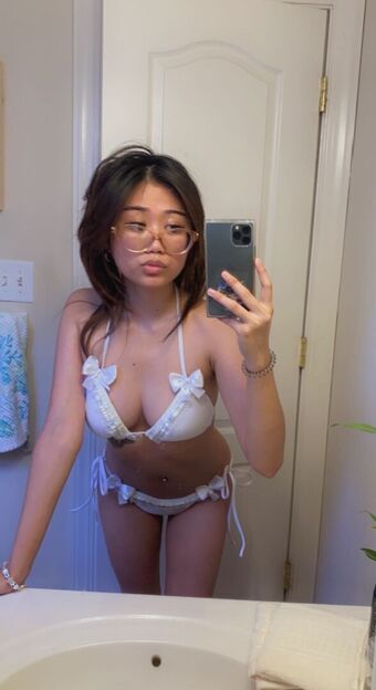Vurpp Голые слитые фото OnlyFans 1