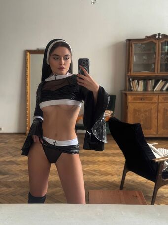 webdevva Голые слитые фото OnlyFans 49