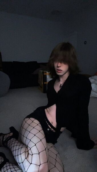 weirdrandomguy5 Голые слитые фото OnlyFans 16