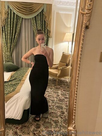whitewee Голые слитые фото OnlyFans 11