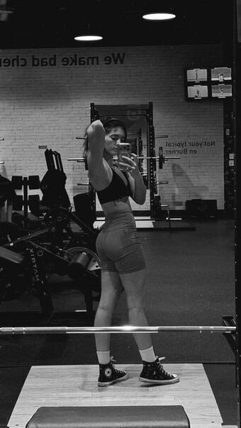 Willow Shields Голые слитые фото OnlyFans 224