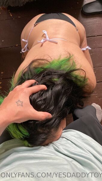 yesdaddytoys Голые слитые фото OnlyFans 31