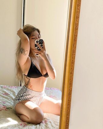 Yummi_7 Голые слитые фото OnlyFans 19