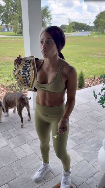 Zelina Vega