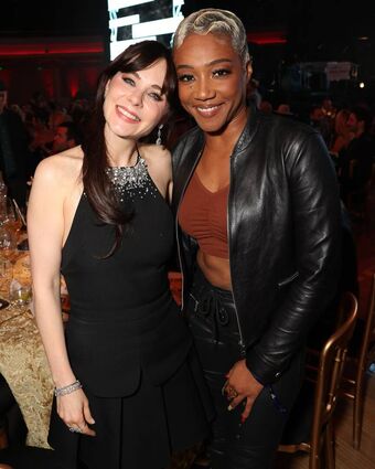 Zooey Deschanel Голые слитые фото OnlyFans 76